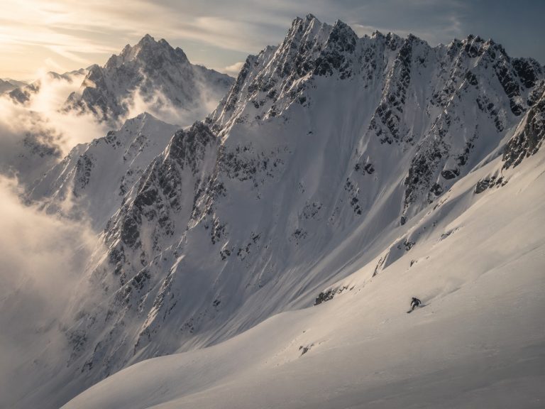 Backcountry Alaska: Raw Descent